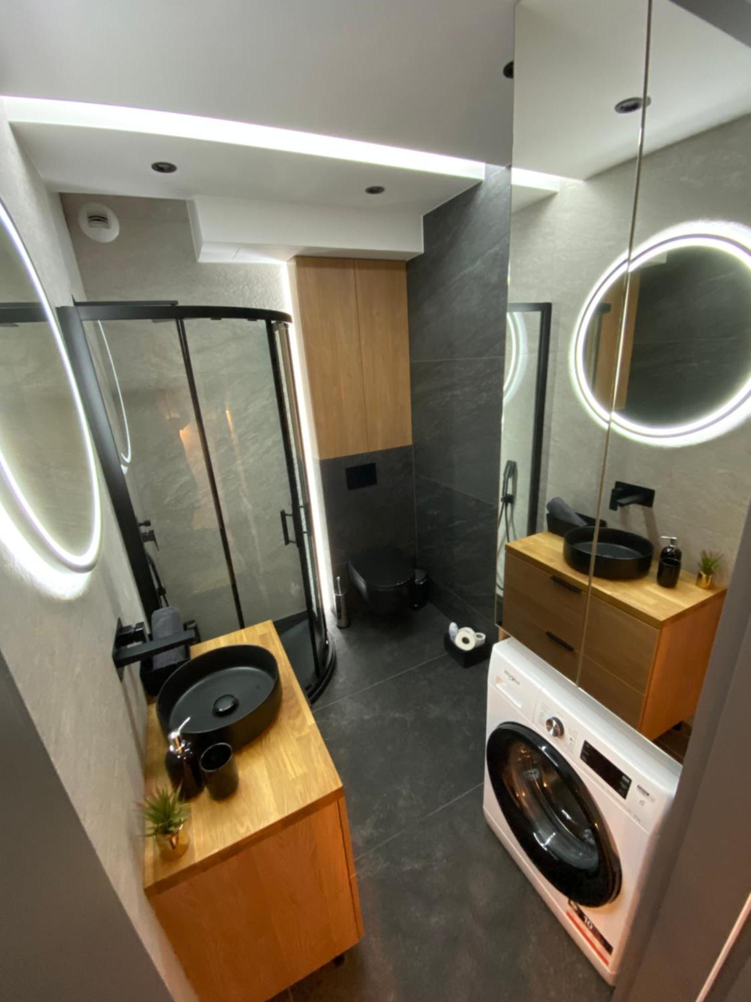 Beautiful And Modern Apartment- Garage- Wislane Tarasy Apartament Kraków